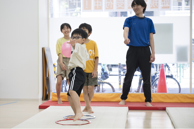 少人数指導のからだ機能スポーツ教室｜レガス新宿の子どもスポーツ事業で出張運動指導を開始