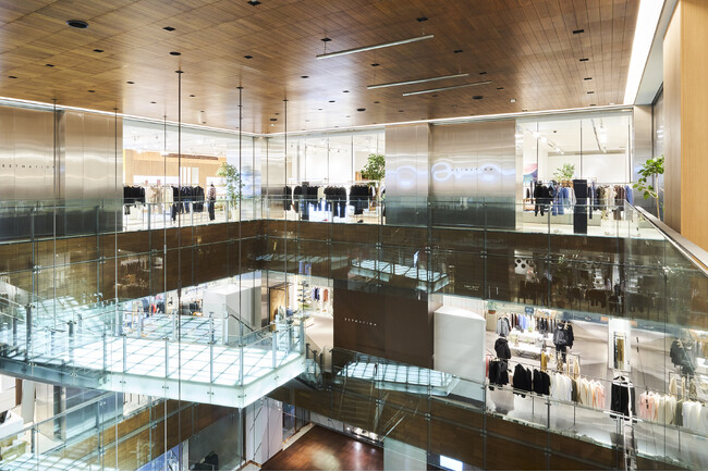 小売特化ハイブリッドクラウドPOSレジ「poscm_plus」を株式会社エストネーション全店で導入