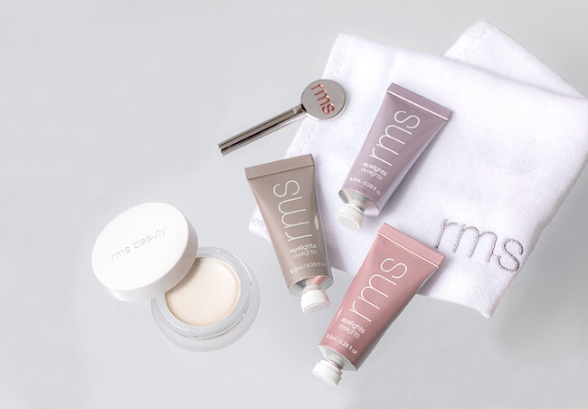 rms beautyから人気の『アイライツ』が入った3種のホリデーコレクション限定発売!