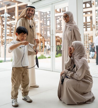未来を担う子どもたちへ、UAEパビリオンが夏の学びを提供