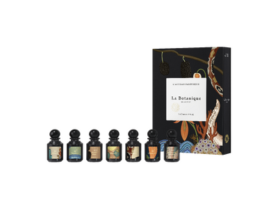 フランス・パリ発フレグランスメゾン〈ラルチザン パフューマー〉表参道旗艦店が、一周年を迎えます。