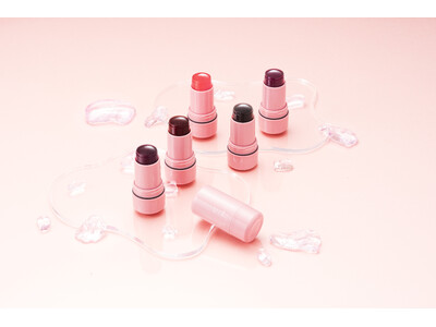 夜まで落ちない密着感。Ui2.（ウイウイ）「ハイドロゼリーチーク」から、待望のくすみカラー3色が新登場！