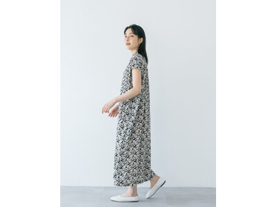 “涼しいだけでは選ばれない”--レビュー101件の分析で見えた、大人女性の夏服選びの新基準