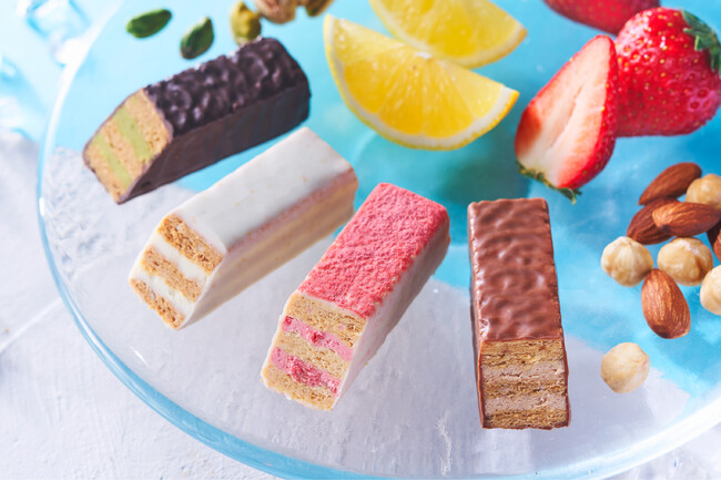 不動の人気NO.1「果実をたのしむミルフィユ詰合せ」から、東京駅限定パッケージが新登場！“くだもの”と“木の実”を楽しむ洋菓子ブランド「フランセ」より、自慢のスイーツをお届け！