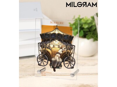 『MILGRAM -ミルグラム-』の描き下ろし マヒル バースデーver. 第3弾 A6アクリルパネルなどの受注を開始！！アニメ・漫画のオリジナルグッズを販売する「AMNIBUS」にて
