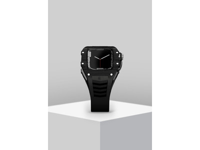 先日発売されたゴールデンコンセプトのApple Watch7対応モデルに、「Racing Sports Edition」が追加