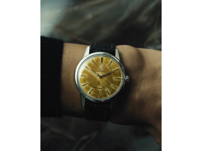�����`���������̑�n�B1950�N���OMEGA Seamaster �gGolden Earth Dial�h�����ׁB