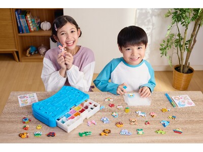 お水でくっつくふしぎなビーズ「アクアビーズ」がおかげさまで20周年　20周年プロジェクト「アートなビーズ...