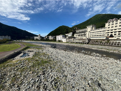 温泉地での海洋ごみ削減・啓発　1.ウォークラリーイベント「ケロっと変えよう、未来の海！」／2.温泉街をめ...