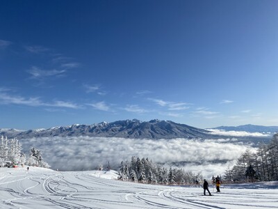 長野・富士見町諏訪南ICから7分、ゴンドラ1本で標高差730m・最大滑走距離3,000m富士見パノラマリゾートが12月20日に今季オープン