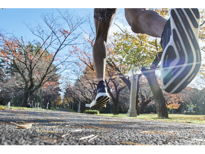 �y�p�����T�X�e�i�u�������j���O�u�����h�uhylo ATHLETICS�v���A���|�I�ȁh���芴�h�ő�����x����V���f���uhylo AXIS�v��2026�N4��1���i���j��蔭���z