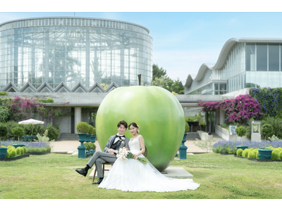 海と、緑と、新しい物語。稲毛海浜公園で叶える、アーティスティックなウェディング。2026年3月6日よりご予約開始