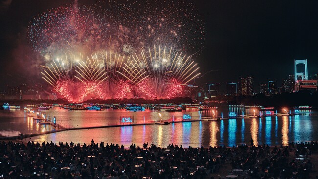 雷光炎舞かぐづち、STAR ISLAND 2026にて初の「海上フロート演出」を実施。炎・ドローン・花火が海上で交差。【イベントレポート】