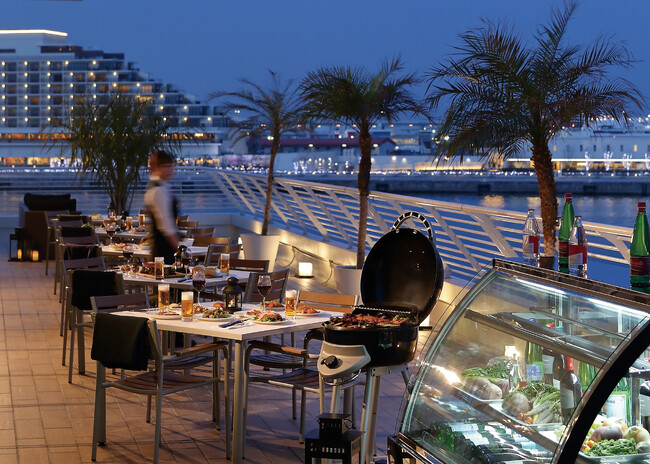 【神戸メリケンパークオリエンタルホテル】“世界への船旅”をテーマにした「KOBE SEASIDE BEER TERRACE」開催