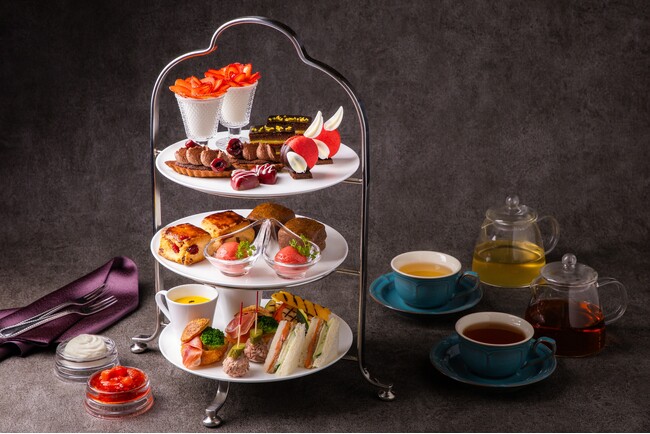 【オリエンタルホテル広島】“心ときめく赤×ショコラの饗演” 赤をテーマにした新アフタヌーンティーが登場