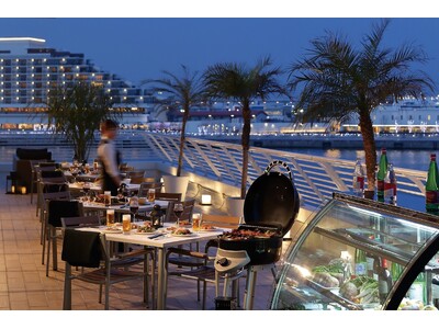 【神戸メリケンパークオリエンタルホテル】夜のテラスで愉しむ「KOBE SEASIDE BEER TERRACE」開催　～ 新オプション「Luxe French BBQ」で炭火グリル体験も ～