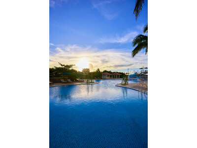 【サザンビーチホテル＆リゾート沖縄】ひと足早い夏を満喫絶景ランチブッフェとプールで楽しむ日帰りリゾートプラン