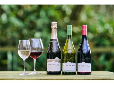 【箱根リトリート fore & villa 1/f】箱根の新緑に包まれて味わう、森にほどける一杯。「クラウディー ベイ」のフリーフロー滞在