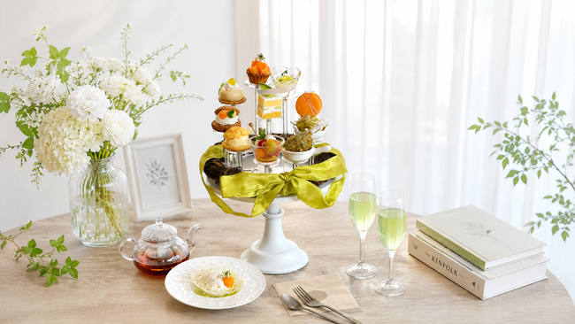 【オリエンタルホテル福岡 博多ステーション】芳醇な香りに包まれる、夏のメロンティータイム。「Reve de Melon Afternoon Tea」（レーヴ・ドゥ・メロン アフタヌーンティー）