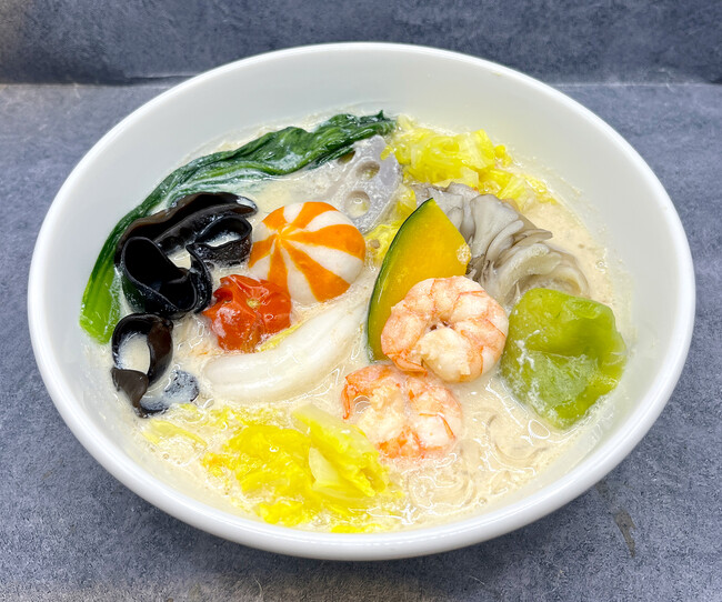麻辣湯専門店『 菜彩麻辣湯(サイサイマーラータン)』 より辛くない『 トリュフ香る白の発酵豆乳スープ~ コラーゲン入り~』 が新登場!