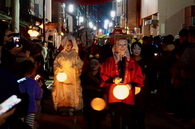 プレスリリース「赤岡の町を妖しく美しい狐の嫁入り行列が練り歩く「狐の夜市」開催【イベントレポート】」のイメージ画像