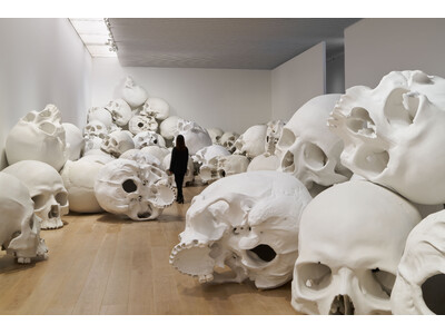 「ロン・ミュエク」展、明日4月29日(水・祝)より開幕