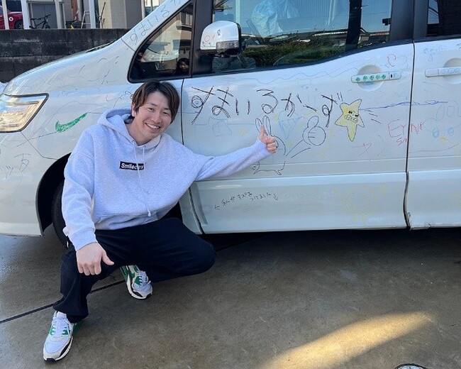 廃車予定の自動車をキャンバスに、子どもたちの非日常体験を全国へ宮城県栗原市・北海道帯広市の2会場で「らくがきカー」イベントを開催