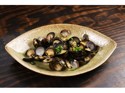 【今だけの味覚】青森・十三湖の【特大しじみ】が到着｜奥羽の宴の名物「しじみバター」が期間限定でサイズアップ！
