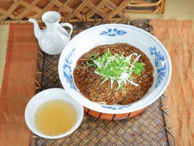 【中国ラーメン揚州商人】本日発売、肉味噌の旨味溢れる「ジャージャー麺」が期間限定で登場！公式アプリ会員限...