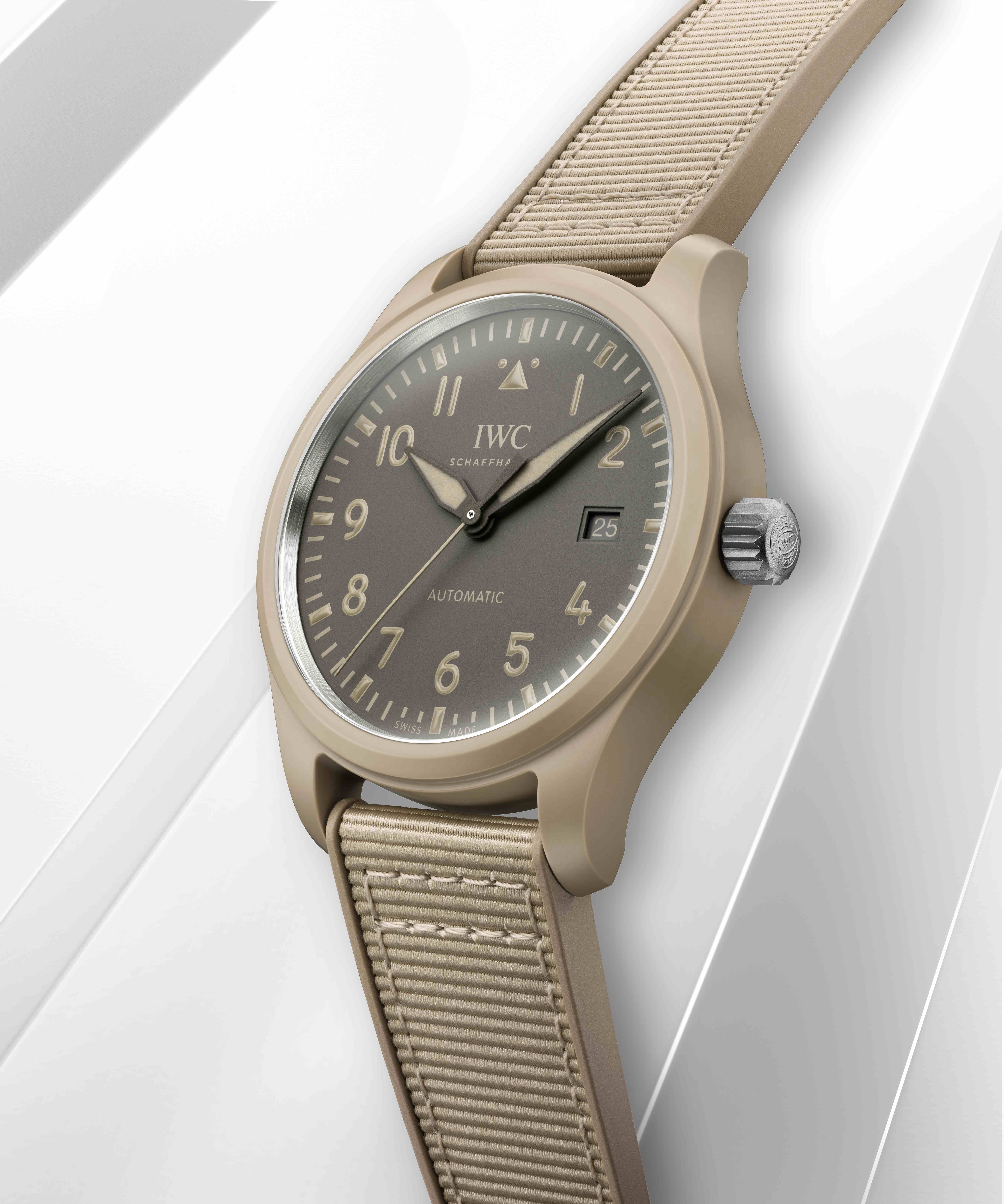 IWCトップガン・コレクションに新しいカラーバリエーションが登場