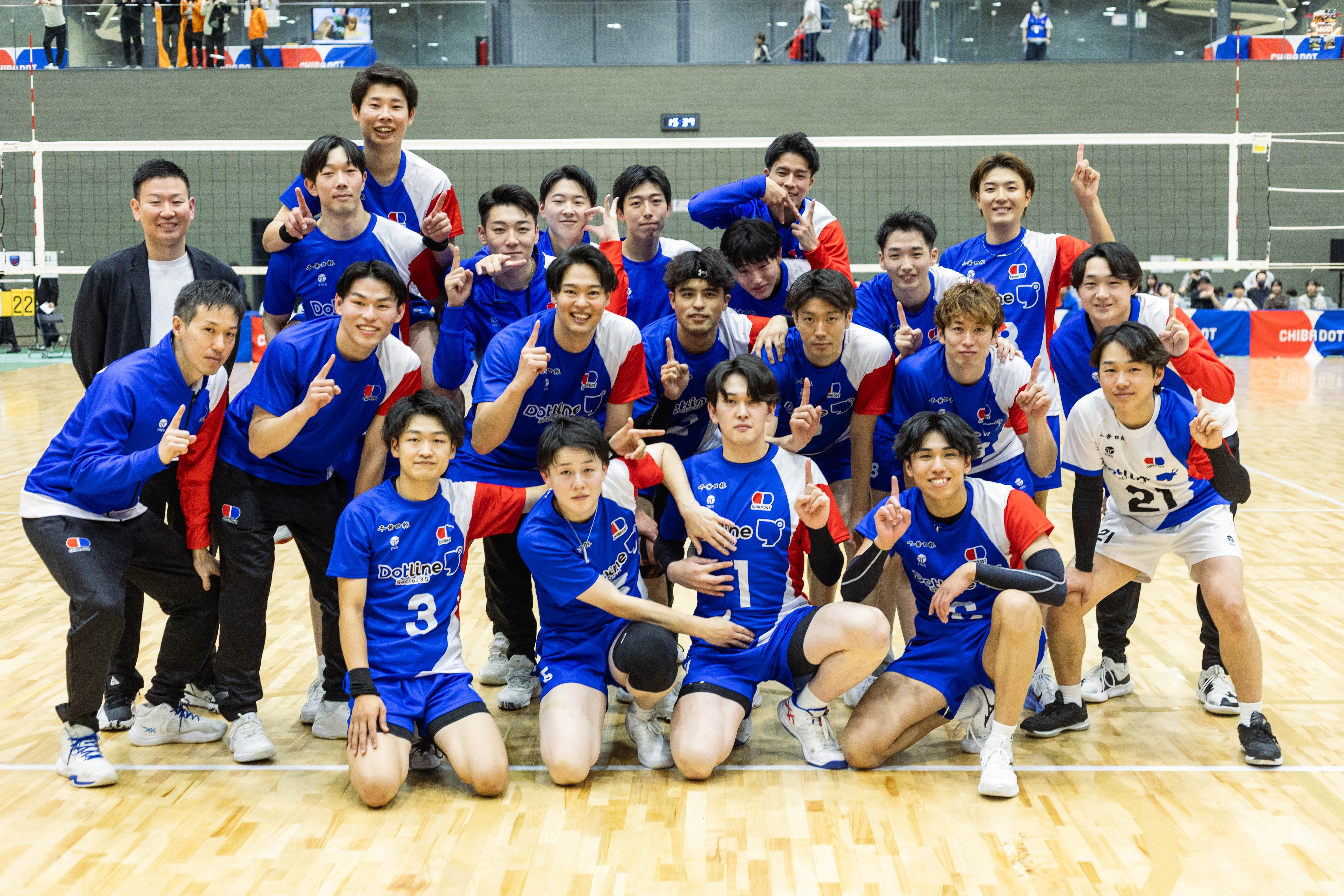 【満員御礼】Vリーグ男子 千葉ドット、2025-26シーズン開幕戦で白星スタート！立ち見も発生する大盛況の中、最高のスタートに。