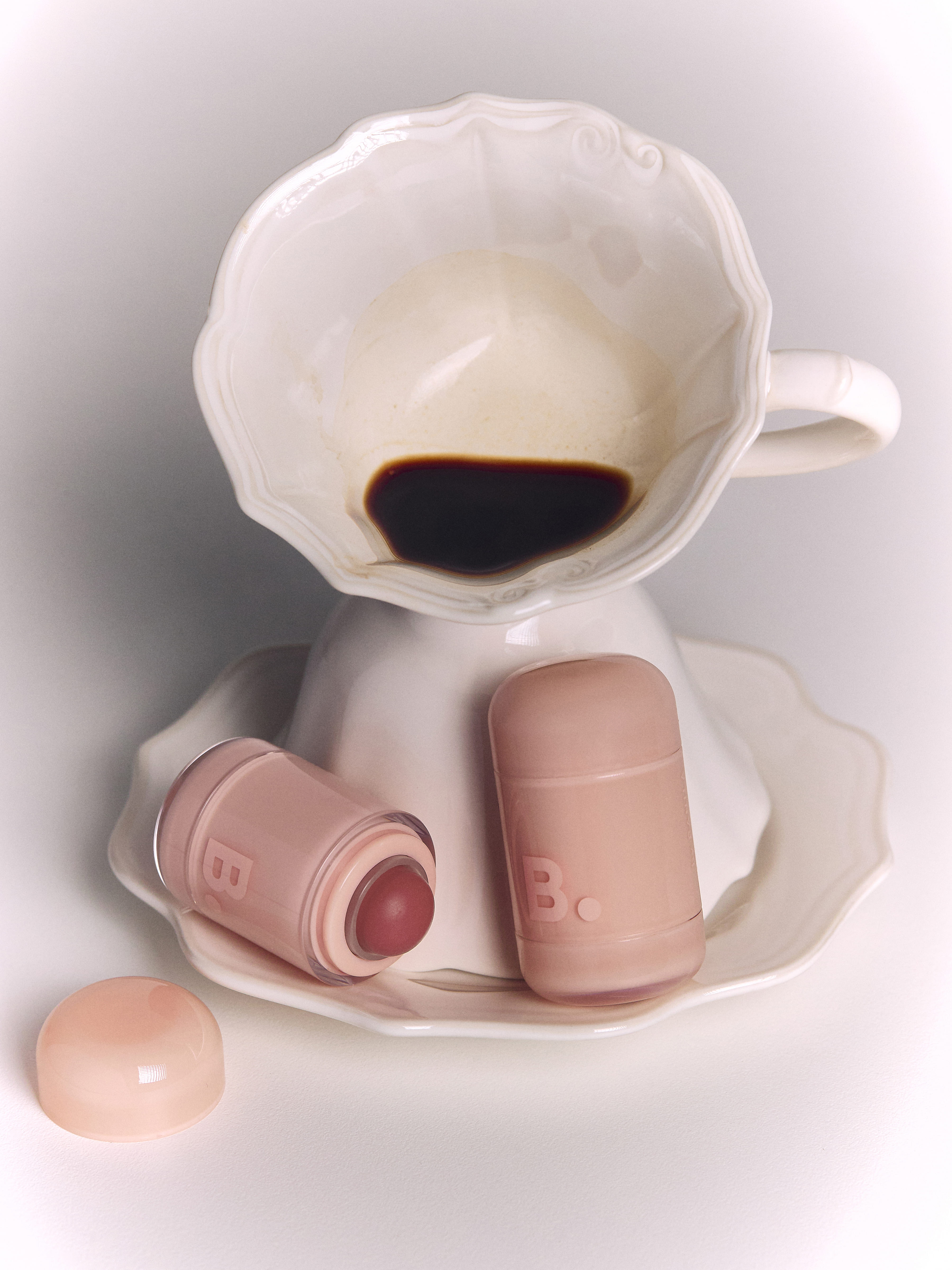 【BANILA CO】バニラコ「リップ&チーク」のPLAZA先行販売カラーと「シルキーグロウハイライター」が新登場!10月中旬より順次販売開始