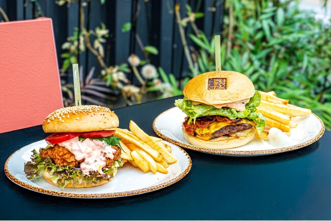 プレスリリース「「キャプション by Hyatt」東京 ＆ 大阪の2拠点を“味”でつなぐ！兜町のシグネチャーバーガー＆なんばの復刻バーガーが期間限定コラボ」のイメージ画像