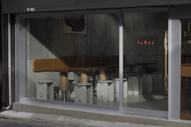 一杯のコーヒーが、美しい未来をつくる。デリシャスネス×サステナビリティの実験場、コーヒーショップ「SAMAA_」が東京・三軒茶屋に誕生