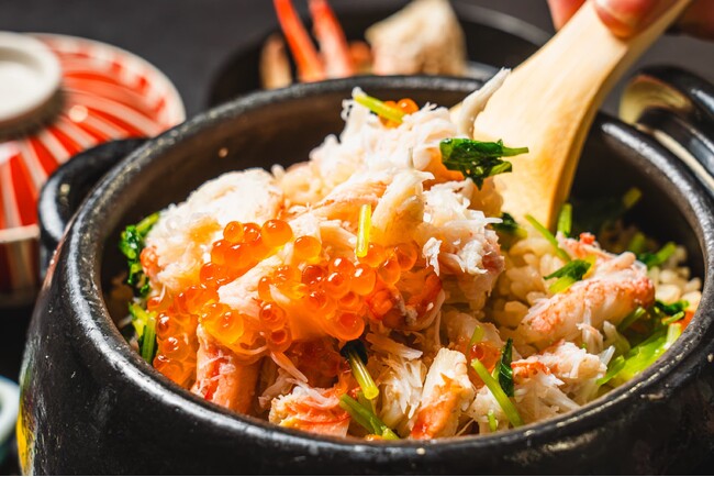 【会席料理】蟹をふんだんに使用した逸品を取り揃えた、冬の味覚を堪能する「蟹尽くし会席」が期間限定で登場 | 沖縄・ラグナガーデンホテル