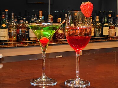 【春限定】サフィールホテル稚内「BAR LOUNGE PADDLE」より、彩り華やぐ2種のシグネチャーカクテルを3月1日より提供開始
