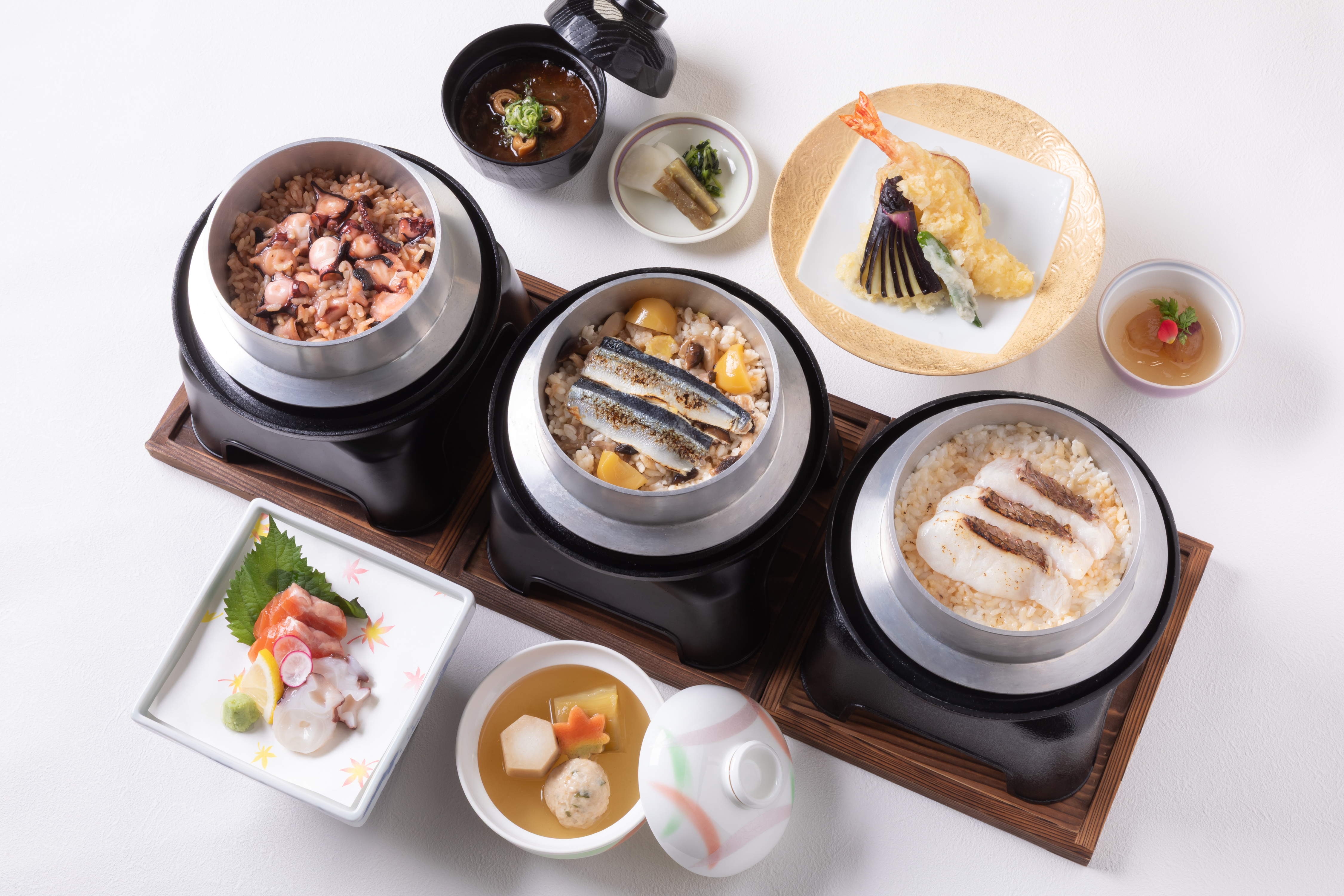 【シーサイドホテル舞子ビラ神戸】日本料理「有栖川」にて、職人が一釜ずつ丁寧に炊…