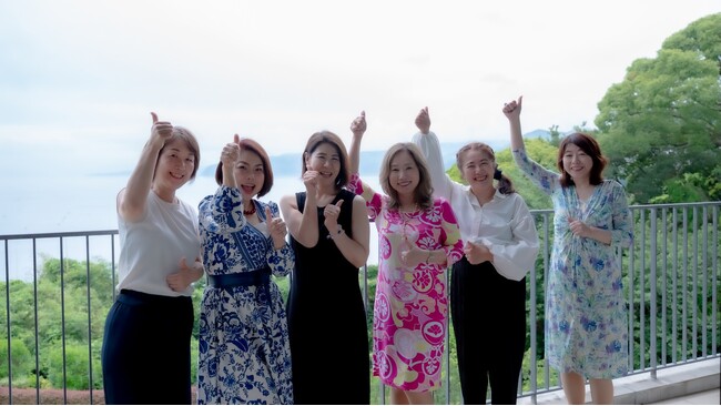 40、50代女性の“鮮やか期”に自分らしい生き方を仲間と楽しむコミュニティ「Re Bloom・・・」開設