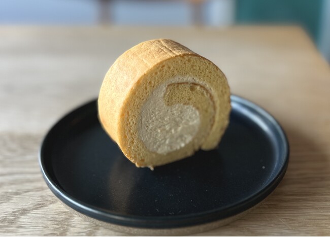 旨味4倍※!余剰脱脂粉乳を「糀発酵」で進化させた次世代ロールケーキ