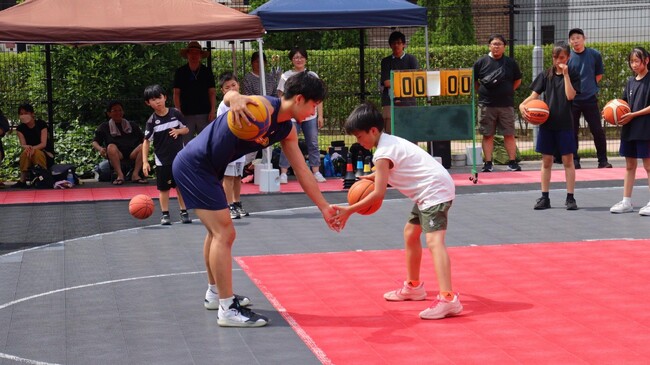 3×3専用コートを、子どもたちの学びの場に富山市で「第1回 3×3バスケ Challenge」を開催