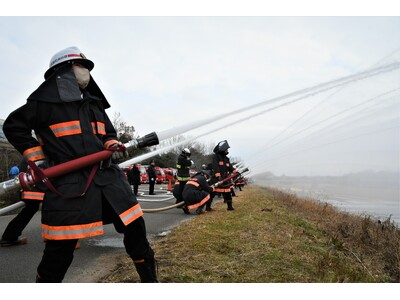 新春恒例！菰野町消防出初式を開催　入場パレードや一斉放水の他、はしご車搭乗体験や訓練展示も