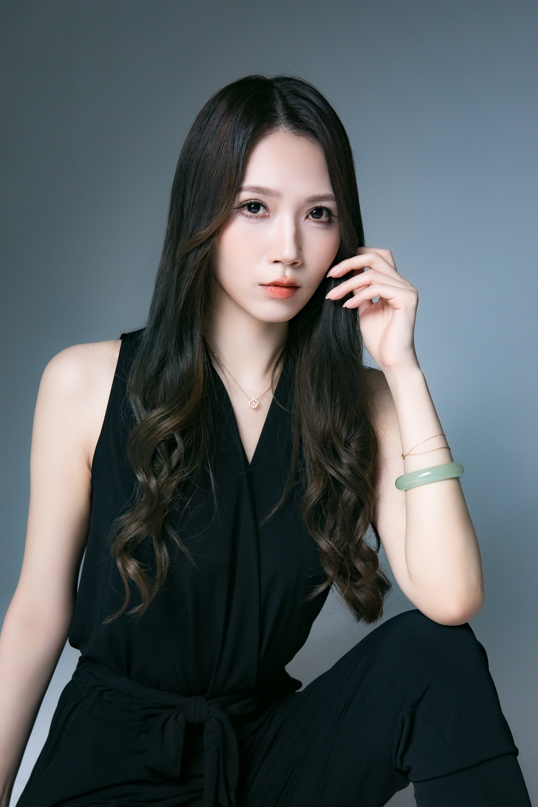 トリリンガルモデル・西島はずき スキンケアブランド「CLECURE（クレキュア）」立ち上げ