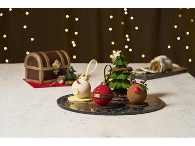 全てチョコレートで作られた限定20台の“王冠”のクリスマスケーキなどクリスマスケーキ4種、チョコレート細...