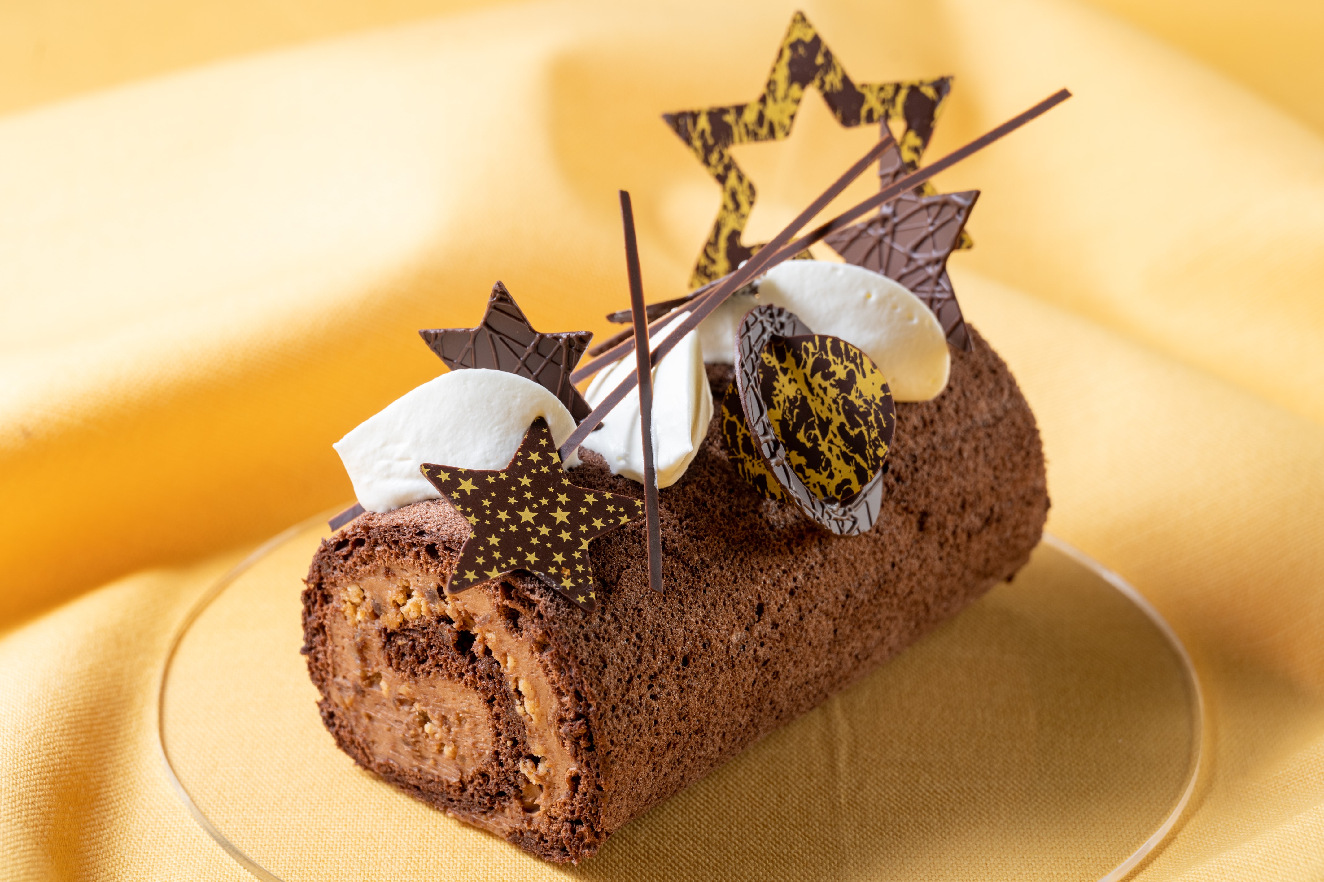 【リーガロイヤルホテル東京】リッチなチョコレートクリームたっぷりのケーキで大人の気分！こどもの日ケーキ「ミミロール」