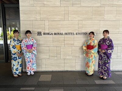 【リーガロイヤルホテル京都】衹園祭の期間中 フロントスタッフが浴衣でおもてなし