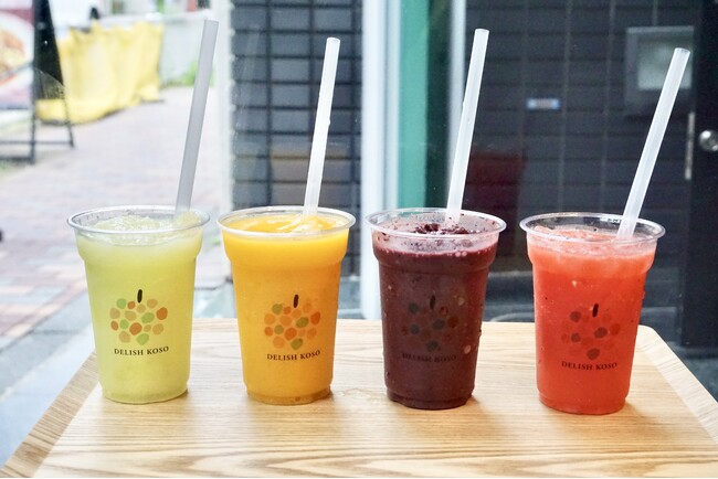 【DELISH KOSO】夏の果実のポテンシャルを100%超えで引き出した「極上フローズンスムージー」4種が新登場！厳選フルーツを贅沢に使用し、濃厚かつ後味すっきりの酵素入りスムージー。