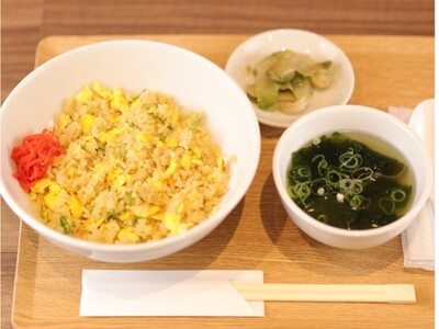 唯一無二の“10種の本格炒飯”が味わえる！ “炒飯好きの楽園”「大阪炒飯倶楽部」がホワイティうめだに登場！