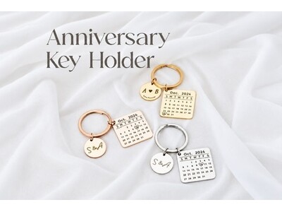 【累計販売1万個突破】“ふたりの記念日”を刻むWarm Luv「Anniversary Key Holder」