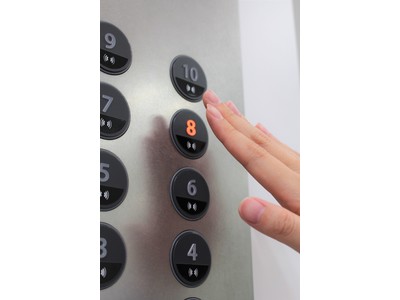 “ＧＩＮＺＡ ＰＬＡＣＥ”でエレベーターに非接触センサー“エアータップ”を新たに導入～ニューノーマルな時代に即したより安全・安心な施設へ～