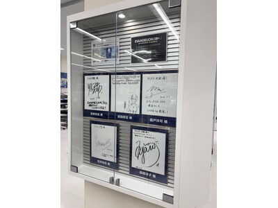 『エヴァンゲリオン』シリーズ30周年をアニメイトでもお祝い♪　サイン色紙展示をアニメイト一部店舗にて実施中！　その他、特典がもらえるフェアや大阪・関西万博店でのPOP-UPも開催!!